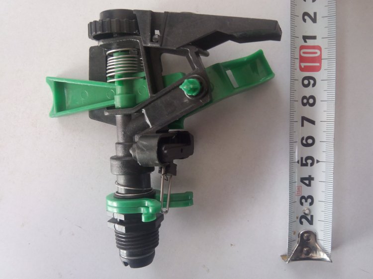 園林噴灌噴頭4分塑料可調搖臂噴頭